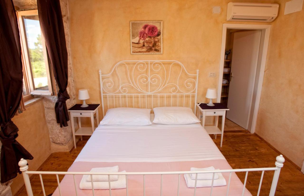 Villa Lauriana Diminići 외부 사진