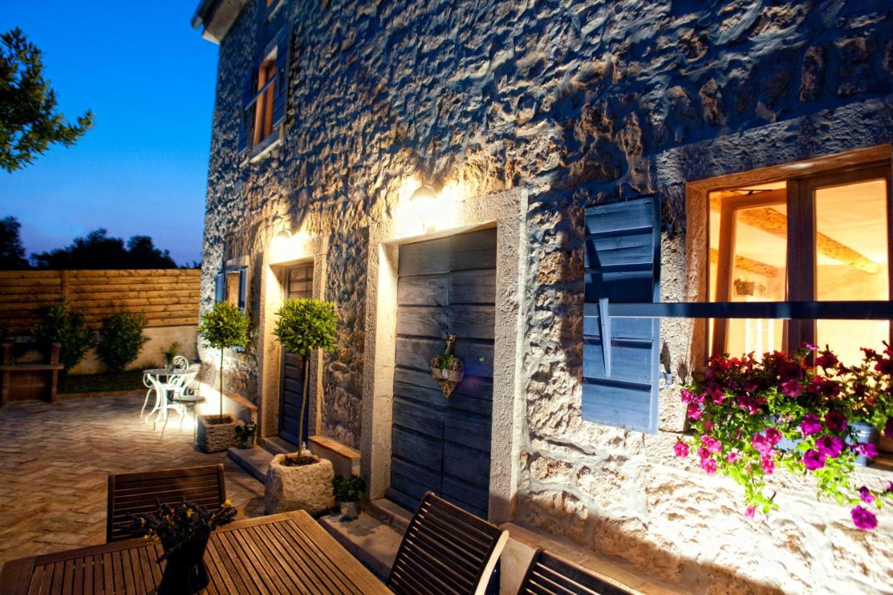 Villa Lauriana Diminići 외부 사진